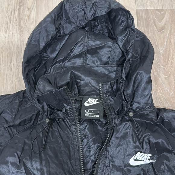 Nike windbreaker - Picture 4 of 7